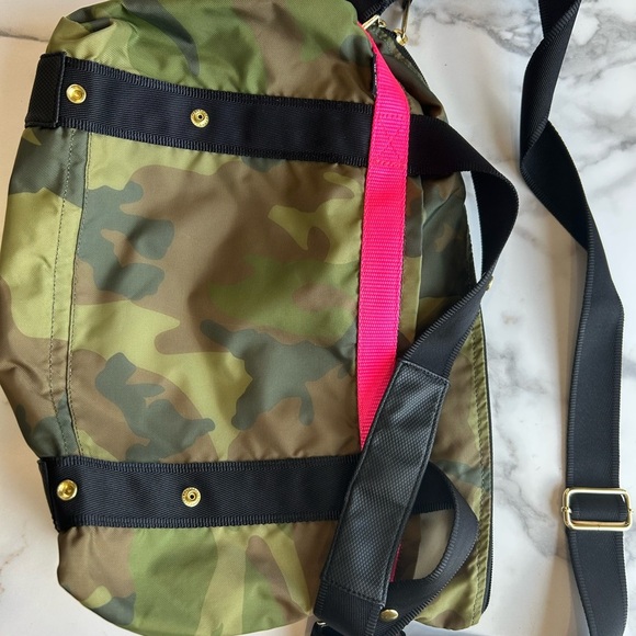 Andi Anthropologie Camouflage and Pink Bag - Picture 2 of 9